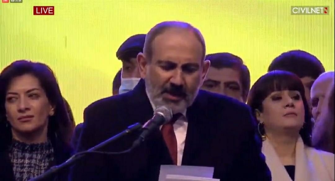 Paşinyan erməni xalqından üzr istədi - FOTO - foto 1