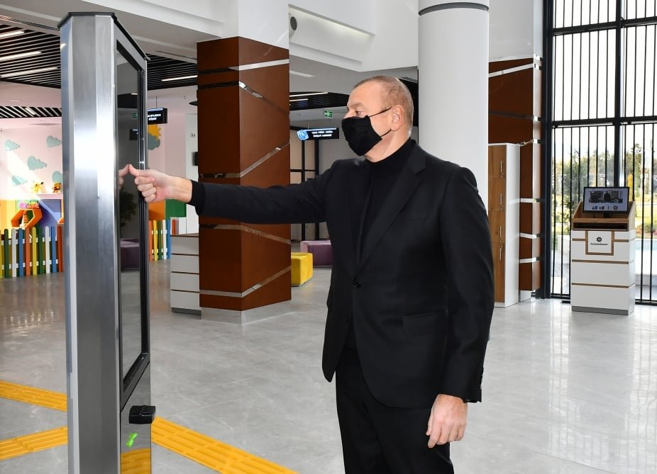 Prezidentin Gəncədə açılışını etdiyi “ASAN xidmət” mərkəzindən maraqlı FOTOLAR  - foto 1