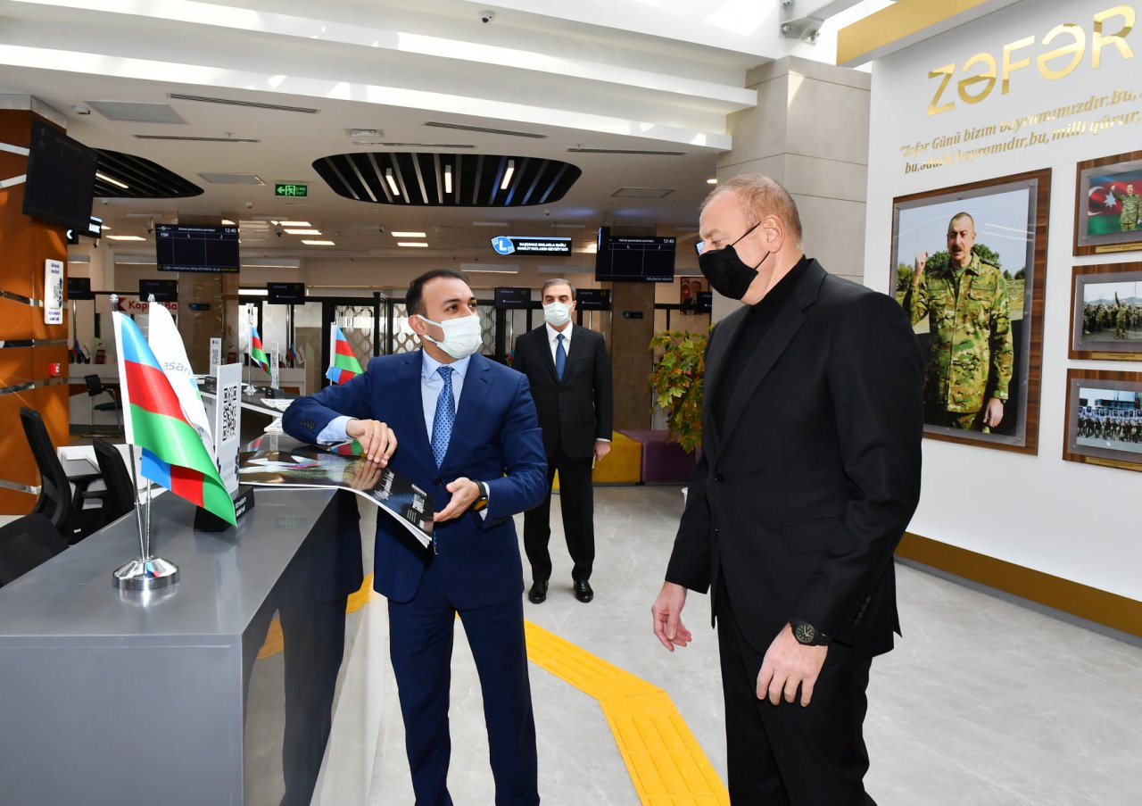 Prezidentin Gəncədə açılışını etdiyi “ASAN xidmət” mərkəzindən maraqlı FOTOLAR  - foto 5