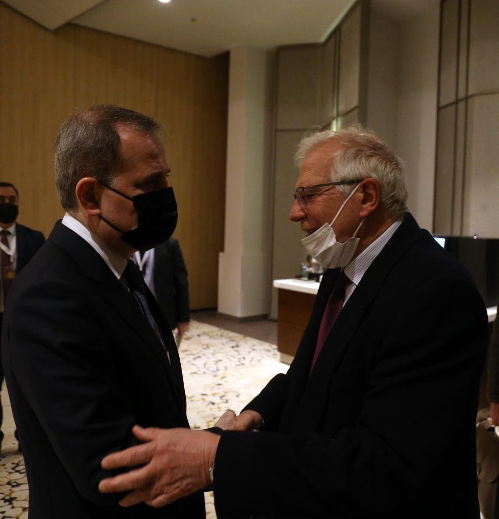 Ceyhun Bayramov Aİ nümayəndəsi ilə regiondakı vəziyyəti müzakirə etdi - foto 1