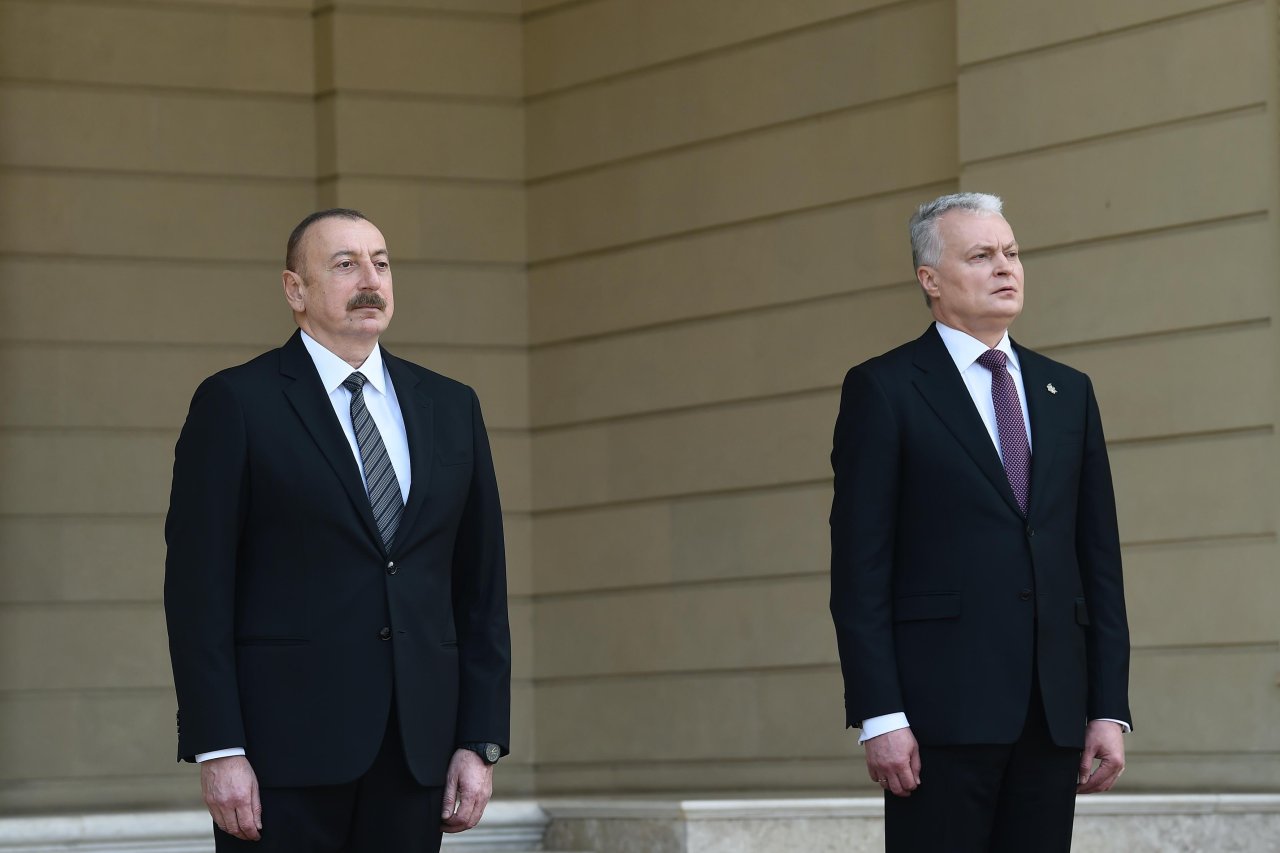 Litva Prezidentinin Bakıda qarşılanma mərasimi oldu - FOTO/VİDEO - foto 10