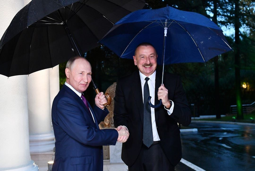 İlham Əliyev və Putin arasında ikitərəfli görüş KEÇİRİLİB - FOTO/VİDEO  - foto 5