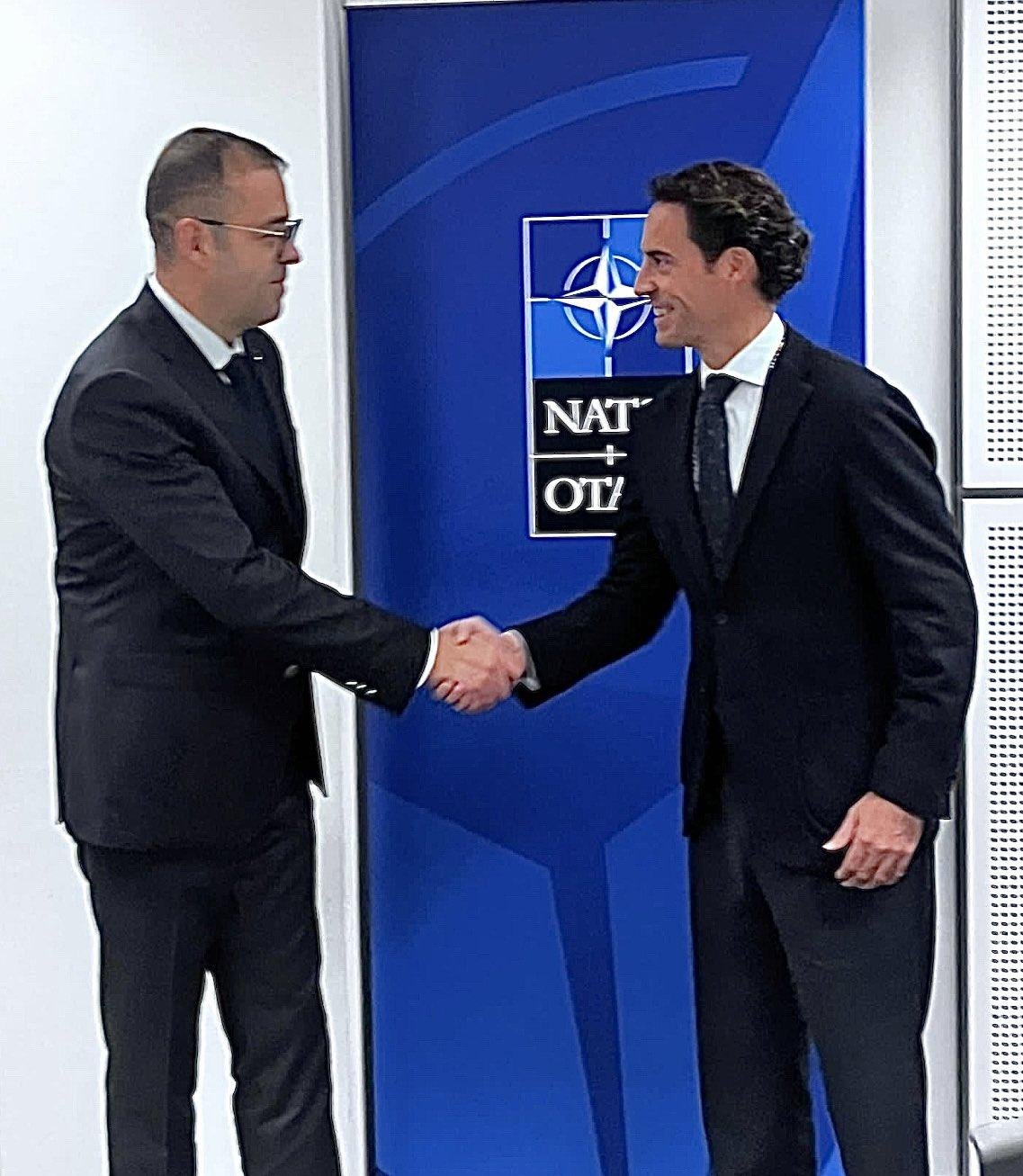 NATO-Azərbaycan arasında enerji təhlükəsizliyi ilə bağlı müzakirələr aparılıb - FOTO - foto 3