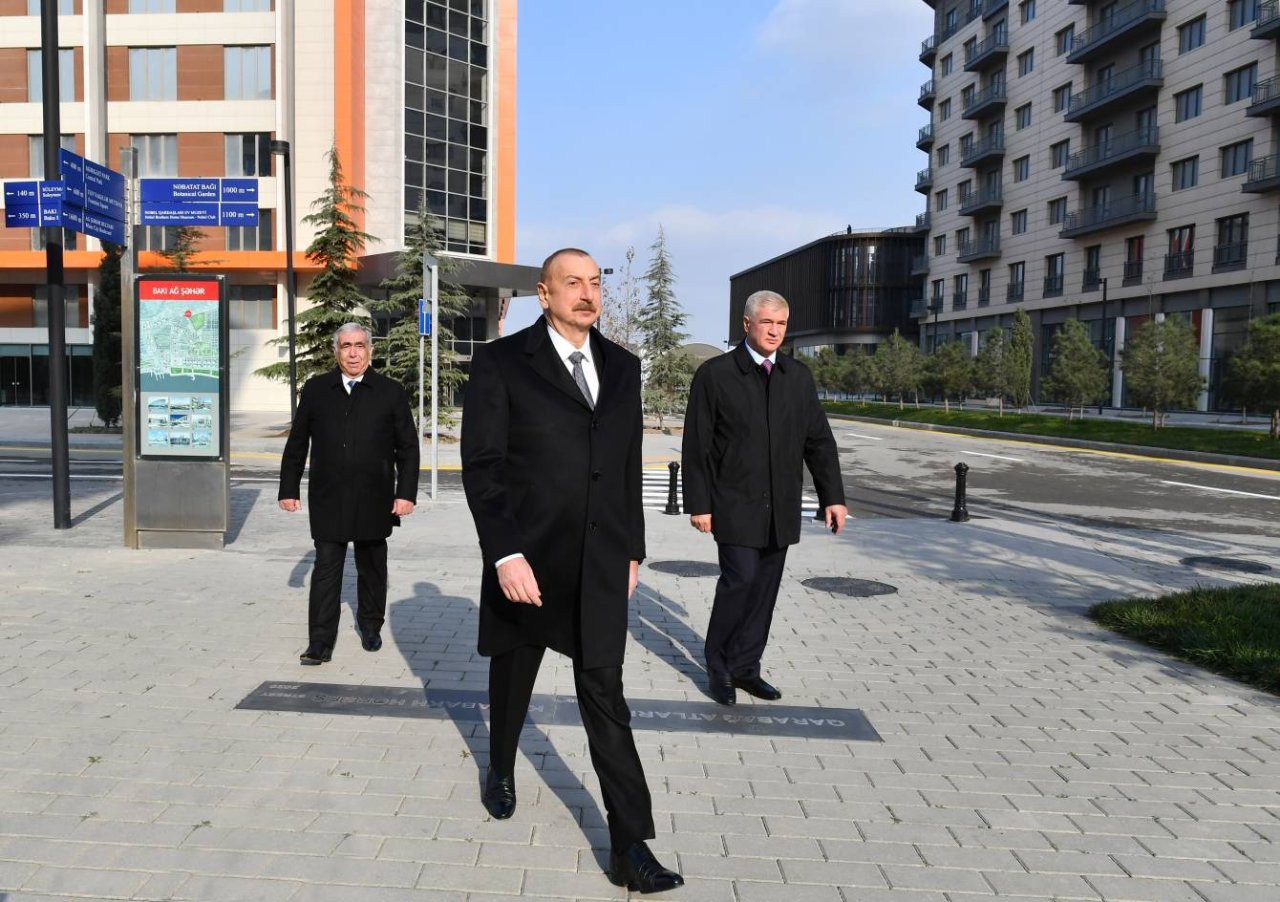 Ağ Şəhərin Mərkəzi Park Kvartalında bir sıra infrastruktur obyektlərinin inşası tamamlanıb – FOTO/VİDEO - foto 3