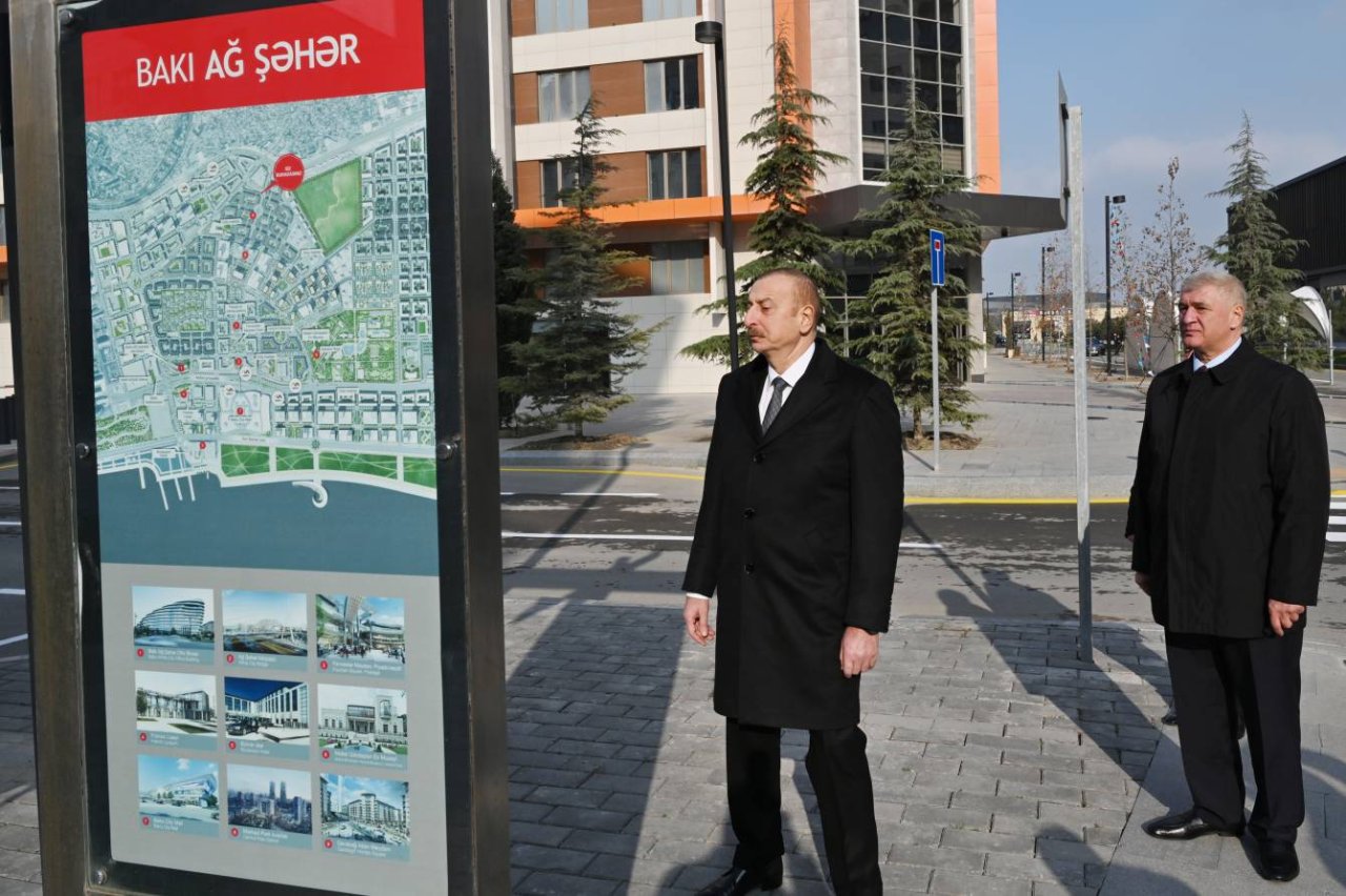 Ağ Şəhərin Mərkəzi Park Kvartalında bir sıra infrastruktur obyektlərinin inşası tamamlanıb – FOTO/VİDEO - foto 2