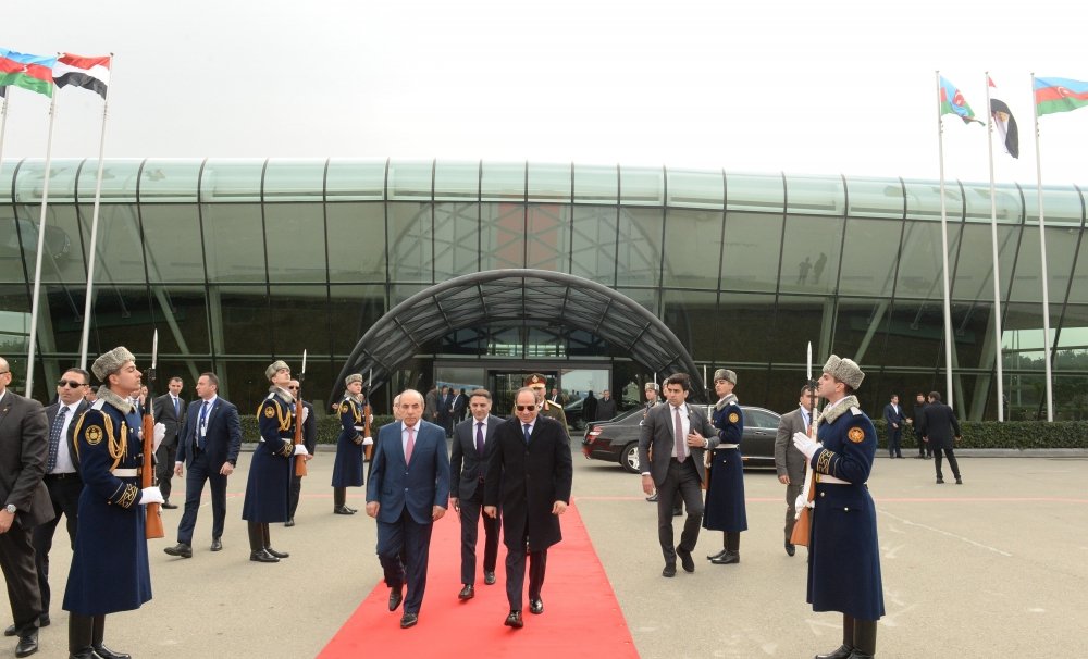 Misir Prezidenti Əbdülfəttah Əs-Sisinin Azərbaycana səfəri başa çatdı - FOTO - foto 3