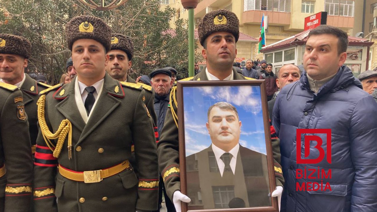 Azərbaycan şəhidi ilə vidalaşır - FOTOREPORTAJ - foto 7