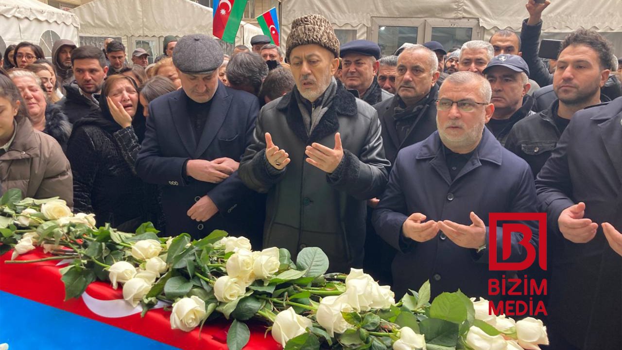 Azərbaycan şəhidi ilə vidalaşır - FOTOREPORTAJ - foto 8