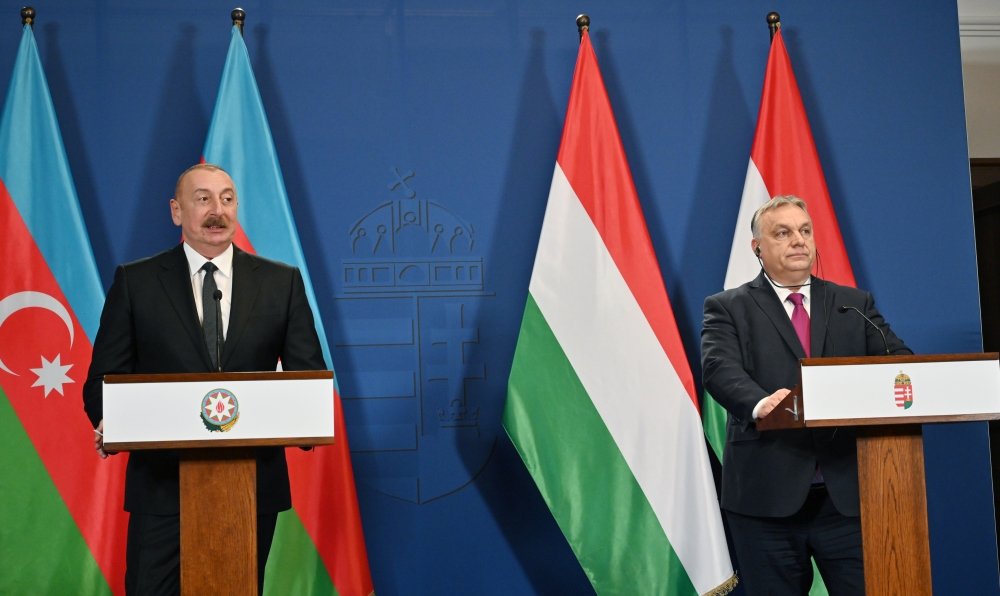 Azərbaycan Prezidenti və Macarıstanın Baş naziri mətbuata bəyanatlarla çıxış ediblər - FOTO/VİDEO - foto 3