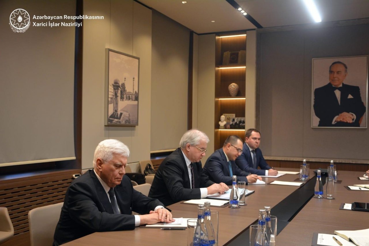 Ceyhun Bayramov Rusiya XİN rəsmisini Ermənistanın sülhə maneçiliyi barədə məlumatlandırdı - FOTO - foto 1