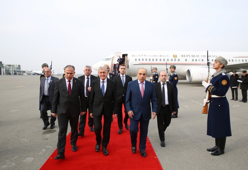 İraq Prezidenti Azərbaycana gəldi - FOTO - foto 1