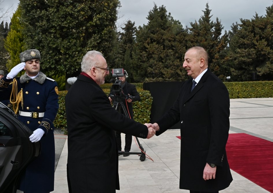 Latviya Prezidentinin rəsmi qarşılanma mərasimi oldu - FOTO/VİDEO - foto 5