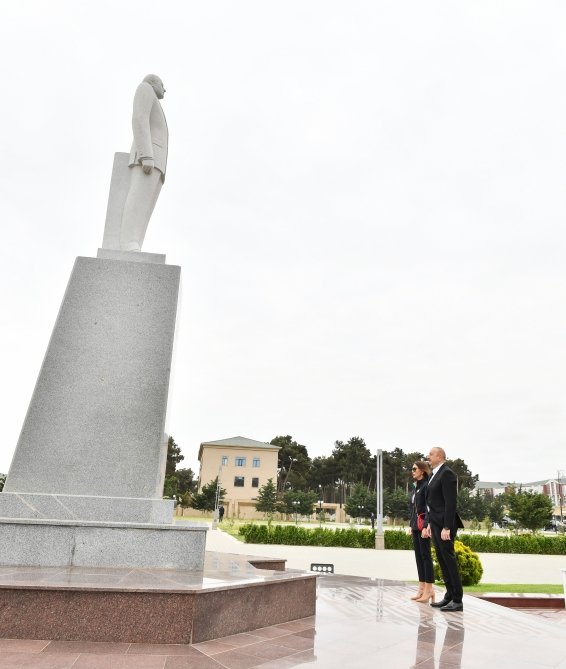 Prezident və birinci xanım Neftçala rayonuna səfər ediblər - FOTO/VİDEO - foto 3
