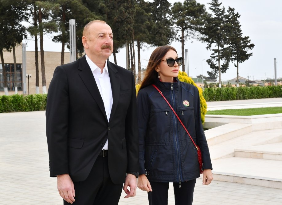 Prezident və birinci xanım Neftçala rayonuna səfər ediblər - FOTO/VİDEO - foto 2