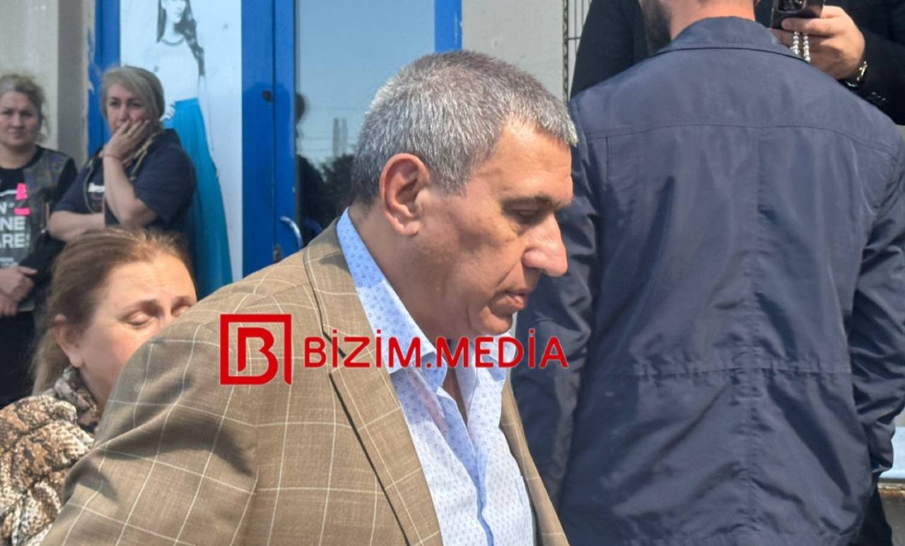 Rəhman Rəhmanov oğlu ilə vidalaşmaq üçün evinə GƏLDİ – FOTO  - foto 3