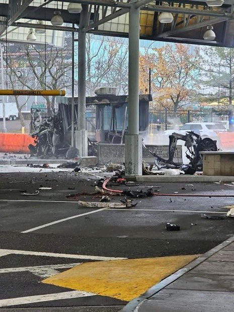 ABŞ və Kanada sərhədində "terror aktı" TÖRƏDİLİB - FOTO/VİDEO   - foto 2