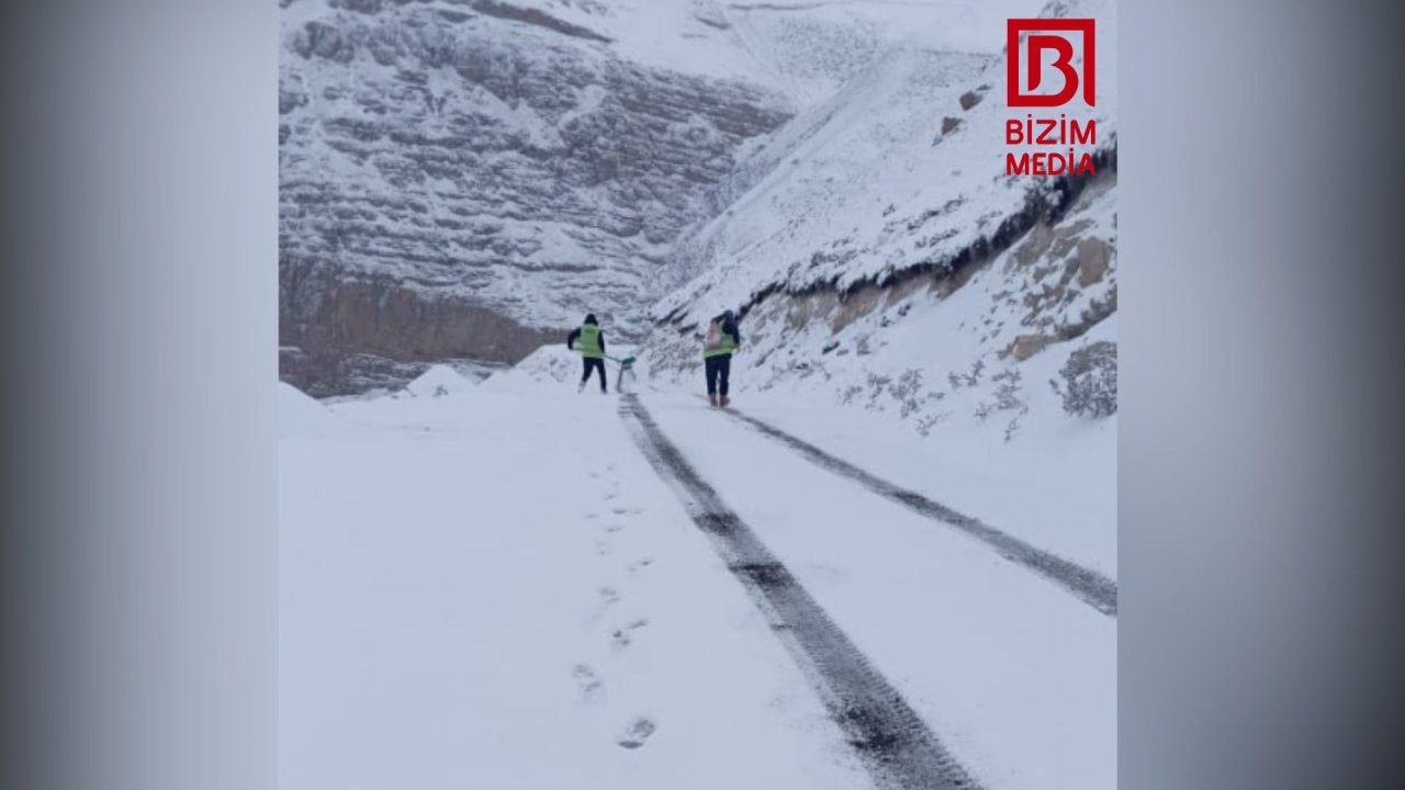 Quba-Xınalıq yolu qardan belə təmizlənir – FOTO/VİDEO - foto 10