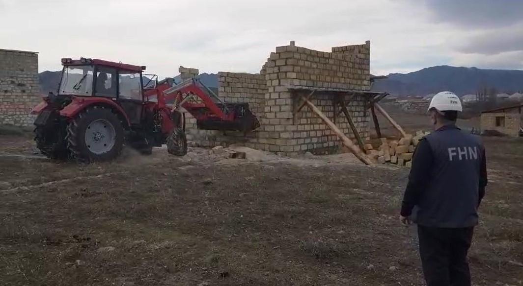 Göygöl və Şabranda qanunsuz tikililər söküldü – FOTO/VİDEO - foto 2