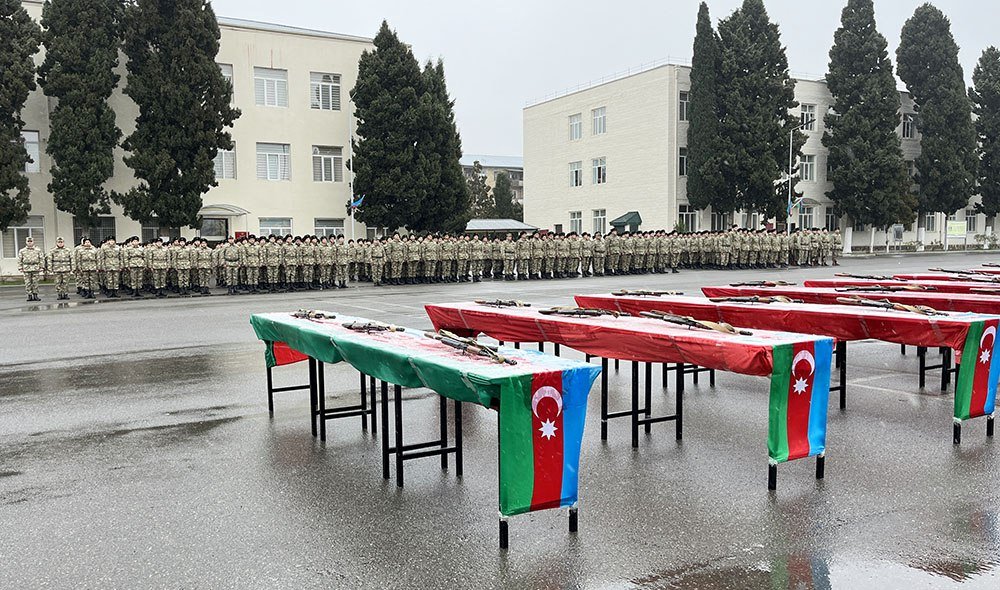 Gənc əsgərlər Vətənə sədaqət andı içdilər - FOTO/VİDEO - foto 9