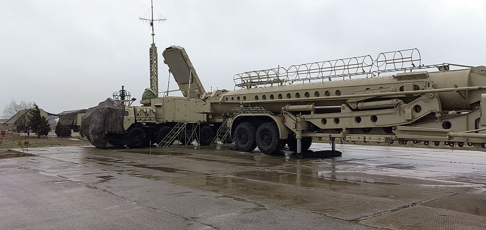 Ordumuz S-300-ləri döyüşə hazır vəziyyətə gətirdi – FOTO/VİDEO - foto 3