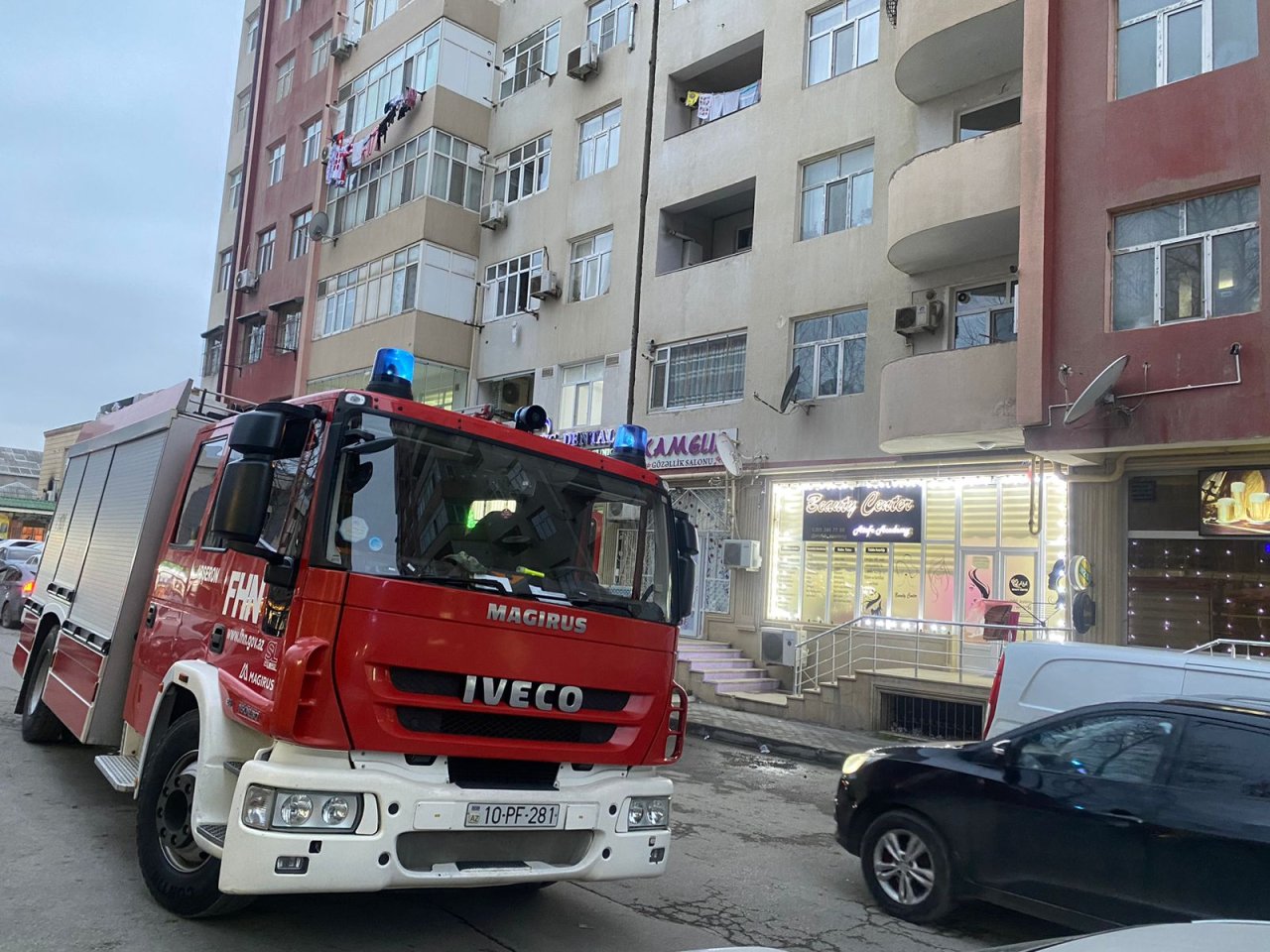 Xırdalanda mənzildə partlayış olub, xəsarət alan var - FOTO/VİDEO - foto 1
