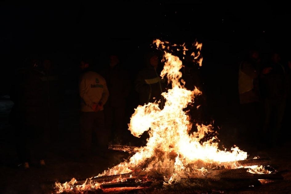 Xocalıda uzun illərdən sonra Od çərşənbəsi qeyd edilir, tonqal qalanıb - FOTO/VİDEO - foto 1
