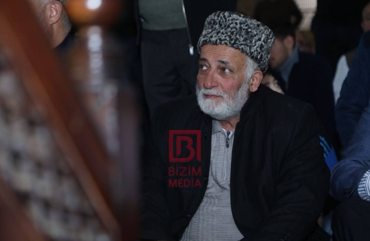Allahşükür Paşazadə bayram namazı QILIR - FOTO/VİDEO - foto 3
