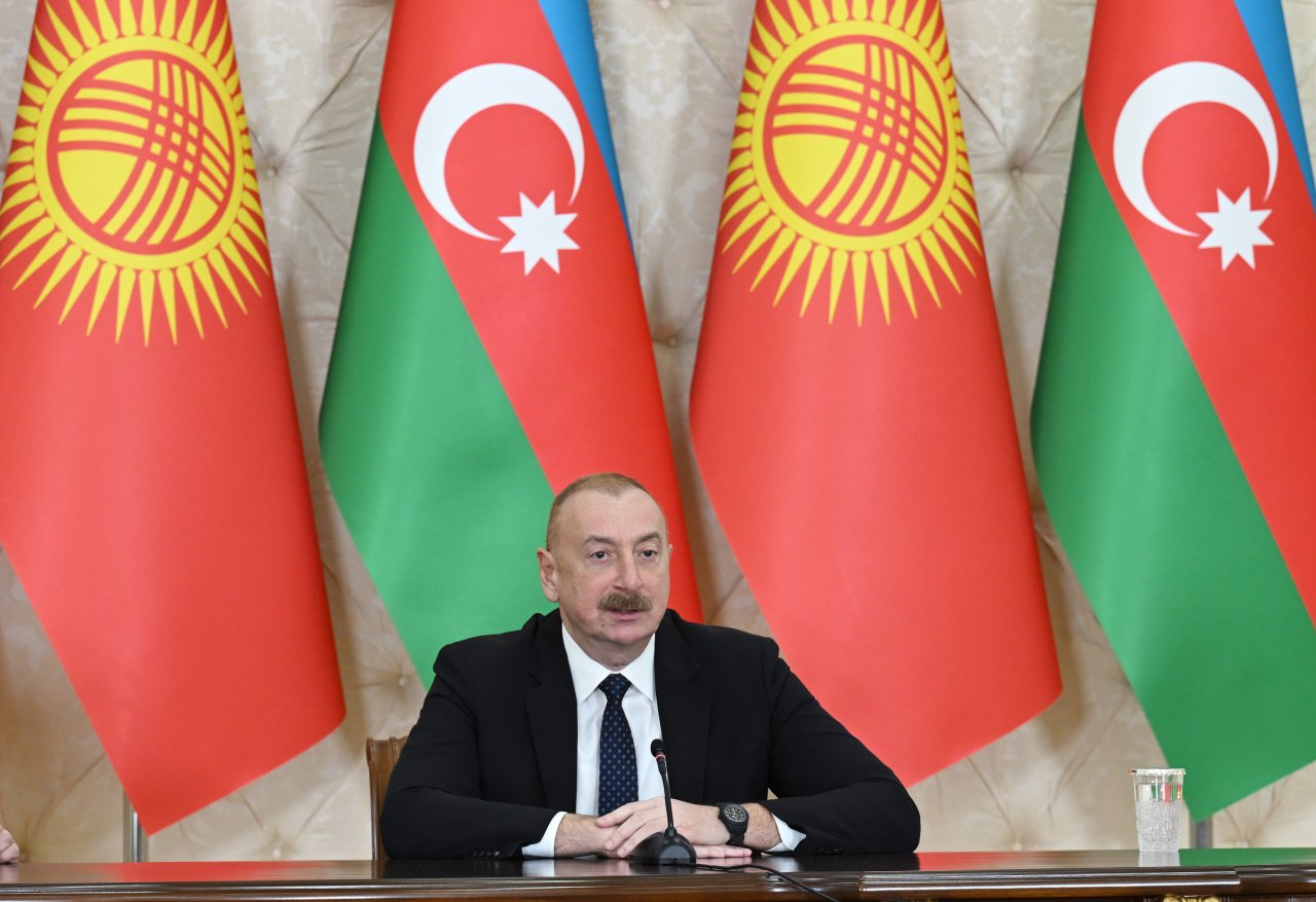 İlham Əliyev və Sadır Japarov mətbuata bəyanatlarla çıxış ediblər – FOTO/VİDEO - foto 4