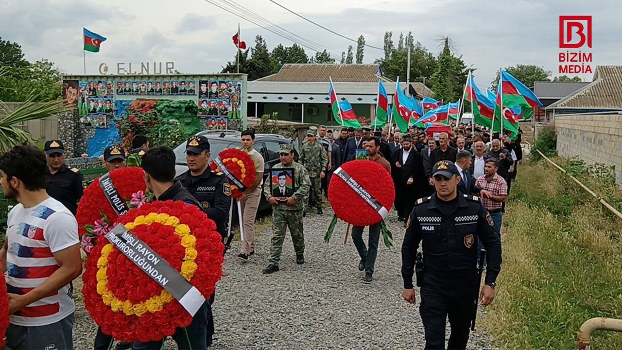 Birinci Qarabağ müharibəsinin daha bir şəhidi dəfn edildi – FOTO/VİDEO   - foto 5
