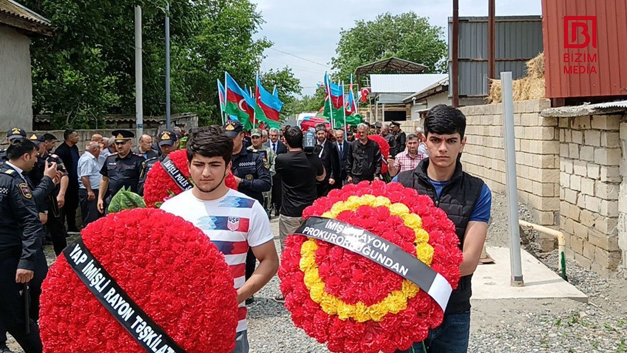 Birinci Qarabağ müharibəsinin daha bir şəhidi dəfn edildi – FOTO/VİDEO   - foto 7