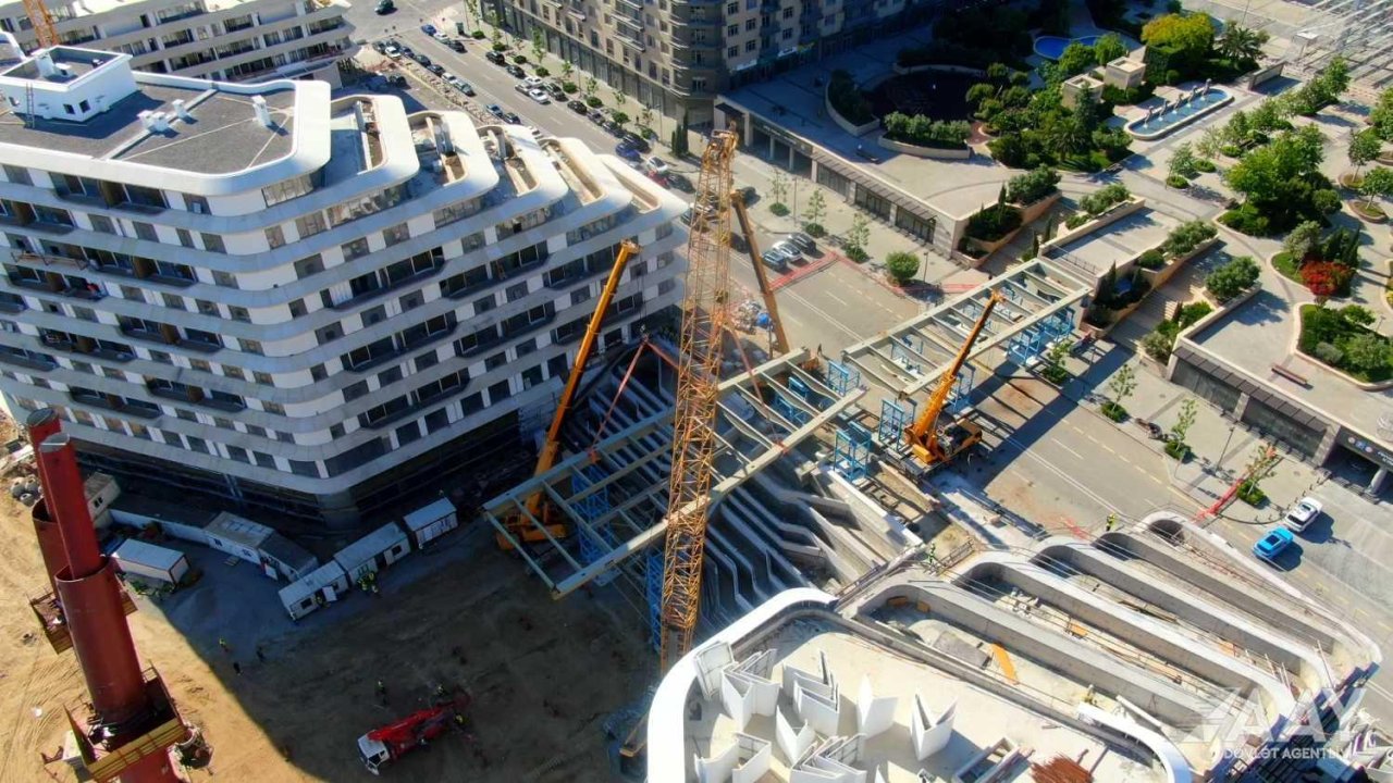 Bakıda unikal piyada körpüsü inşa edilir – FOTO/VİDEO   - foto 5