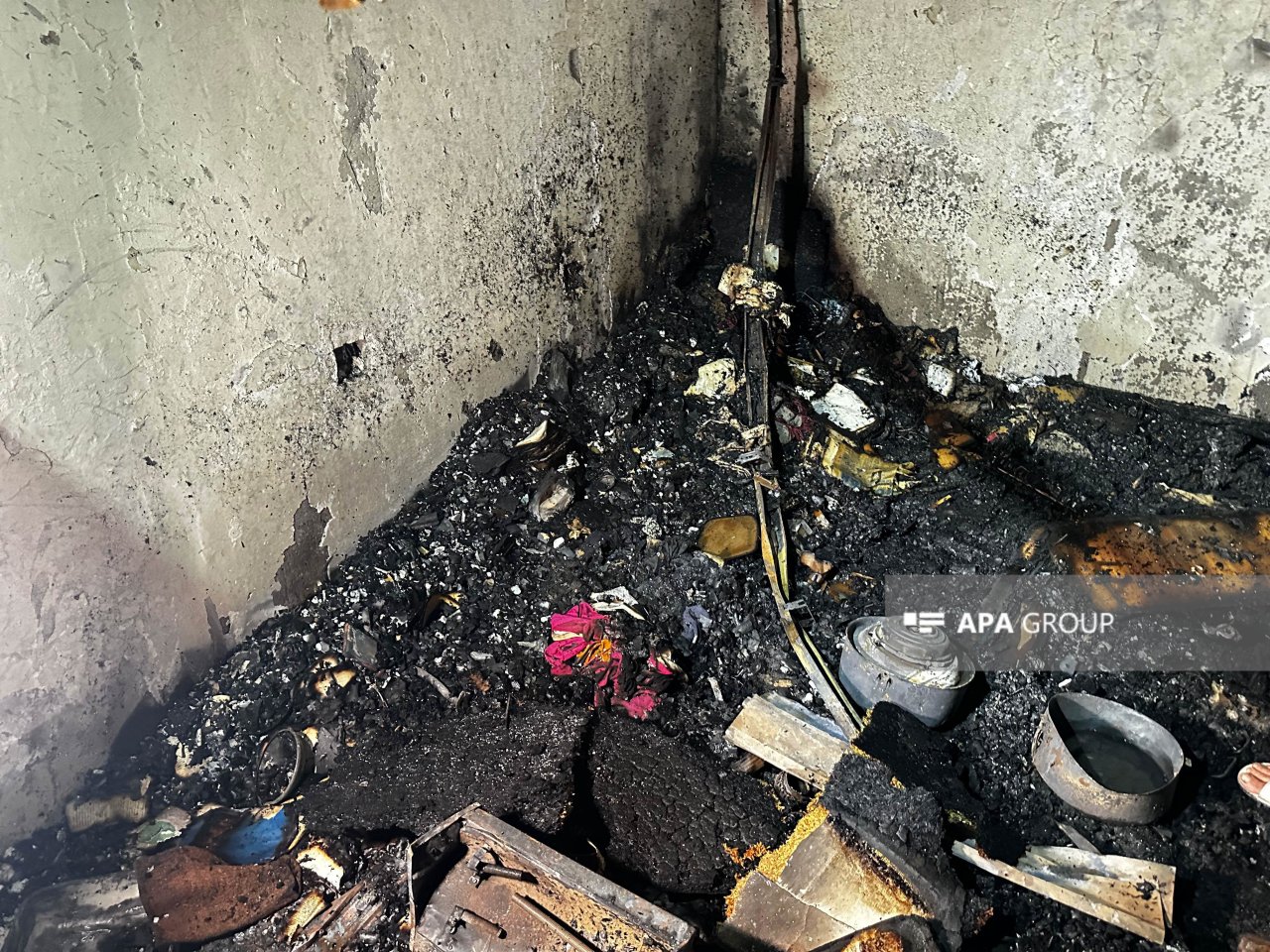 Bakıda ağcaqanad dərmanından ev yandı – FOTO/VİDEO   - foto 3