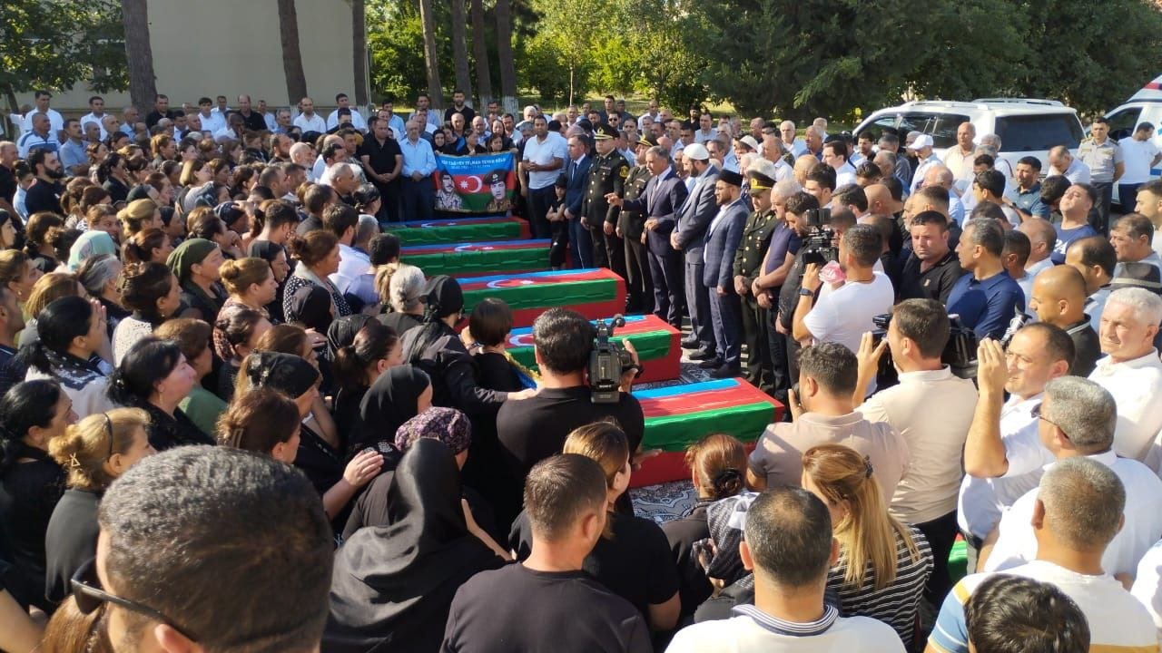 Birinci Qarabağ müharibəsinin daha 6 şəhidi ilə vida mərasimi keçirilib – FOTO/VİDEO - foto 3