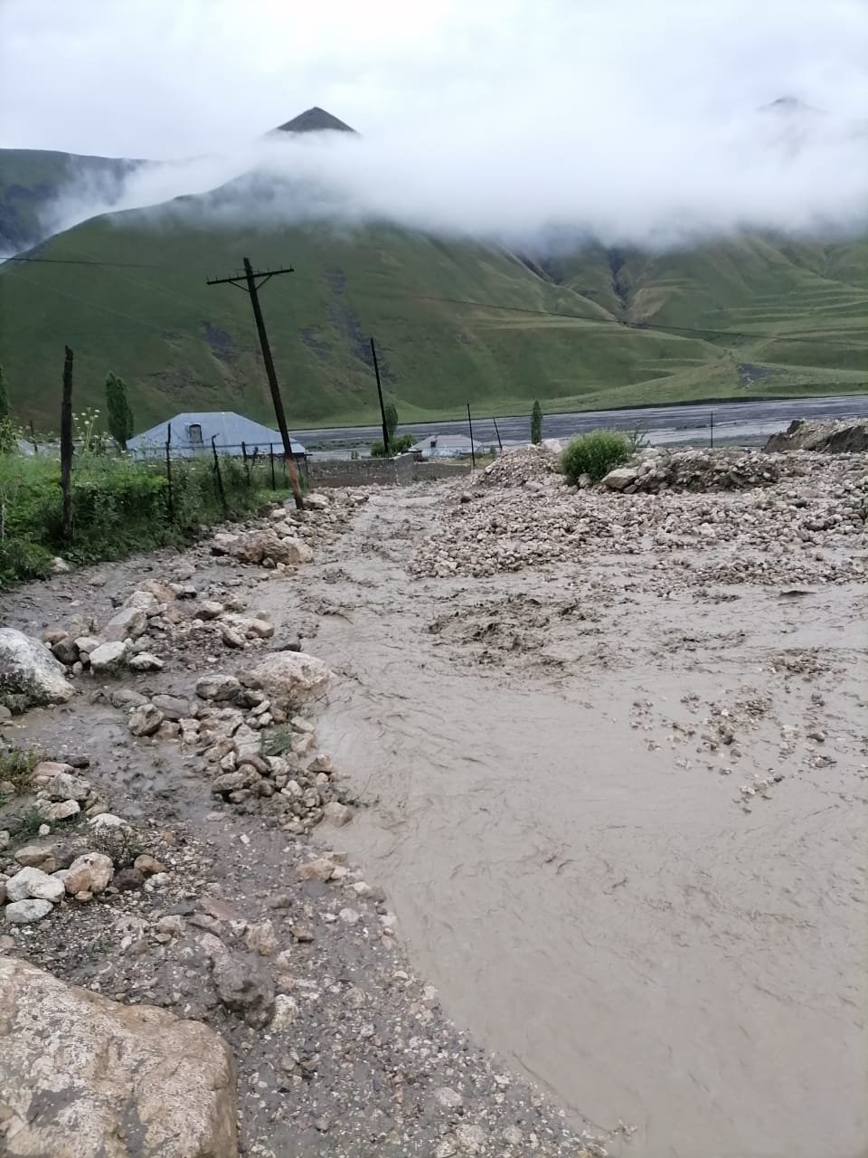 Quba-Xınalıq yolu bağlandı - FOTO/VİDEO - foto 4