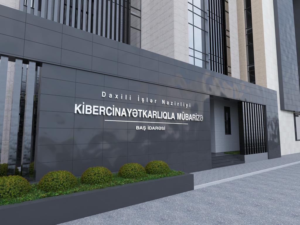 400-ə yaxın vətəndaşa yarım milyonluq ziyan vuran kiberşəbəkə üzvləri TUTULDU – FOTO/VİDEO - foto 2