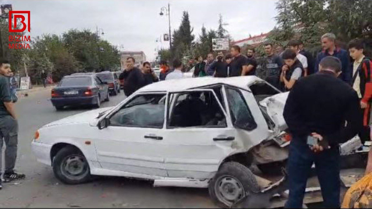 Cəlilabadda toy karvanında QƏZA: Xəsarət alan var - FOTO/VİDEO - foto 1