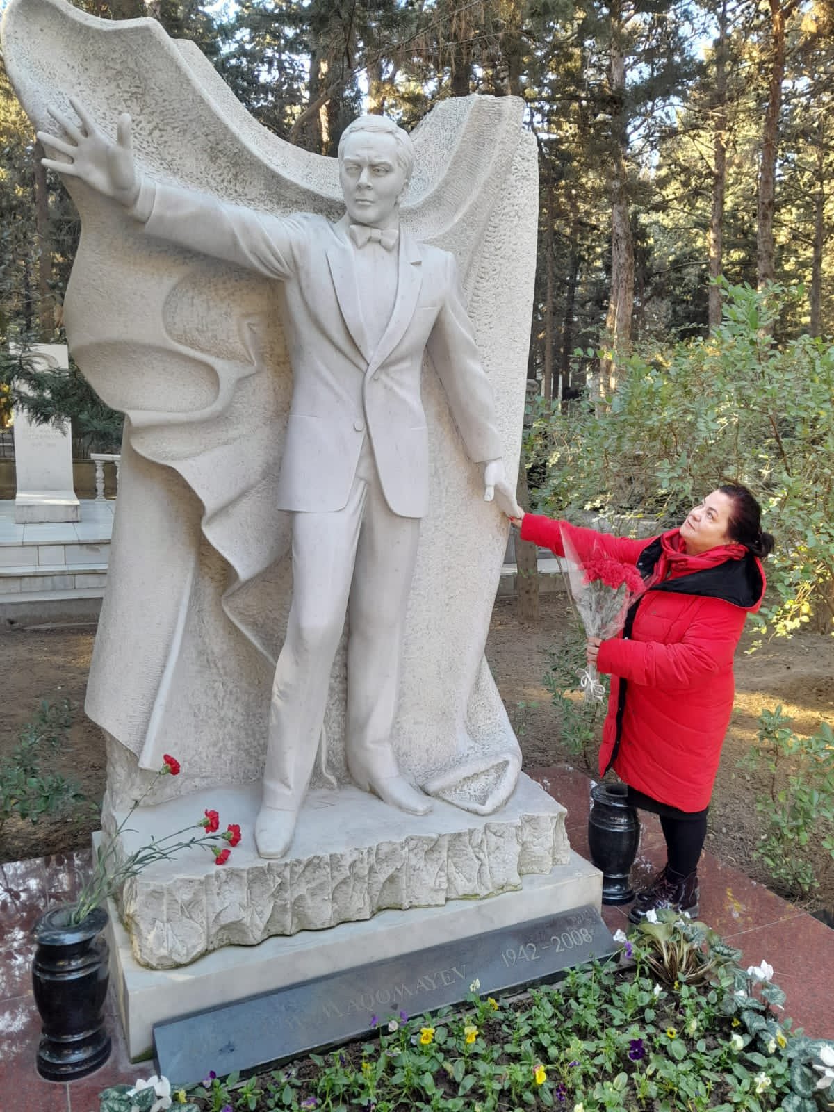 Rusiyada Müslüm Maqomayevə həsr olunan romanın təqdimatı oldu - FOTO/VİDEO - foto 3