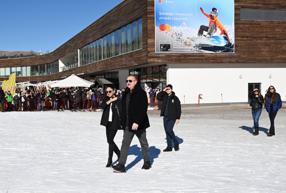 Prezident və ailəsi Şahdağ Turizm Kompleksində - FOTO/VİDEO - foto 18