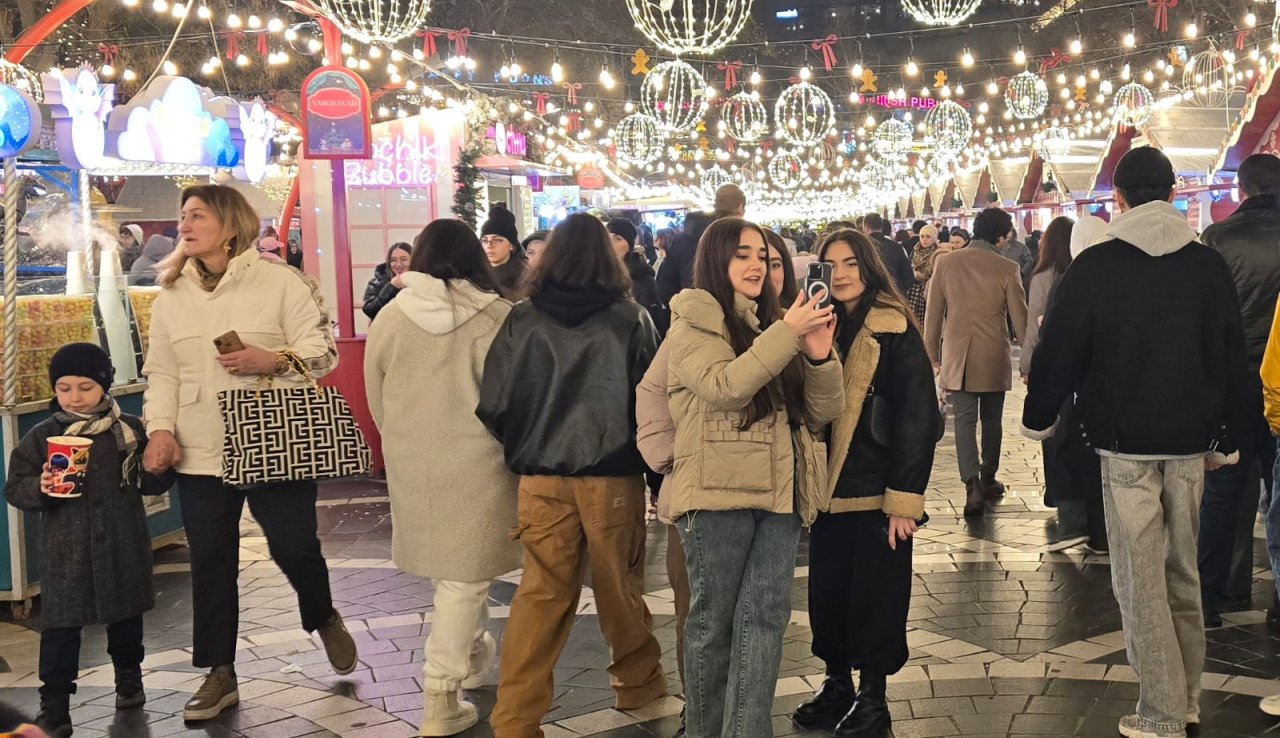 “Köhnə Yeni il” Bakıda belə qeyd olunur - FOTOREPORTAJ - foto 4