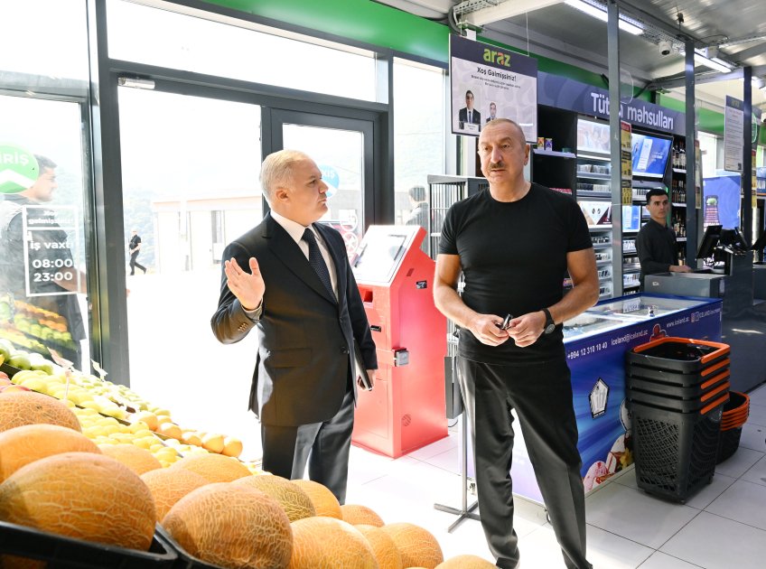 Prezident “Balland – Kəlbəcər balı, arı və arıçılıq məhsulları mağazası”nın açılışında - FOTO/VİDEO - foto 5
