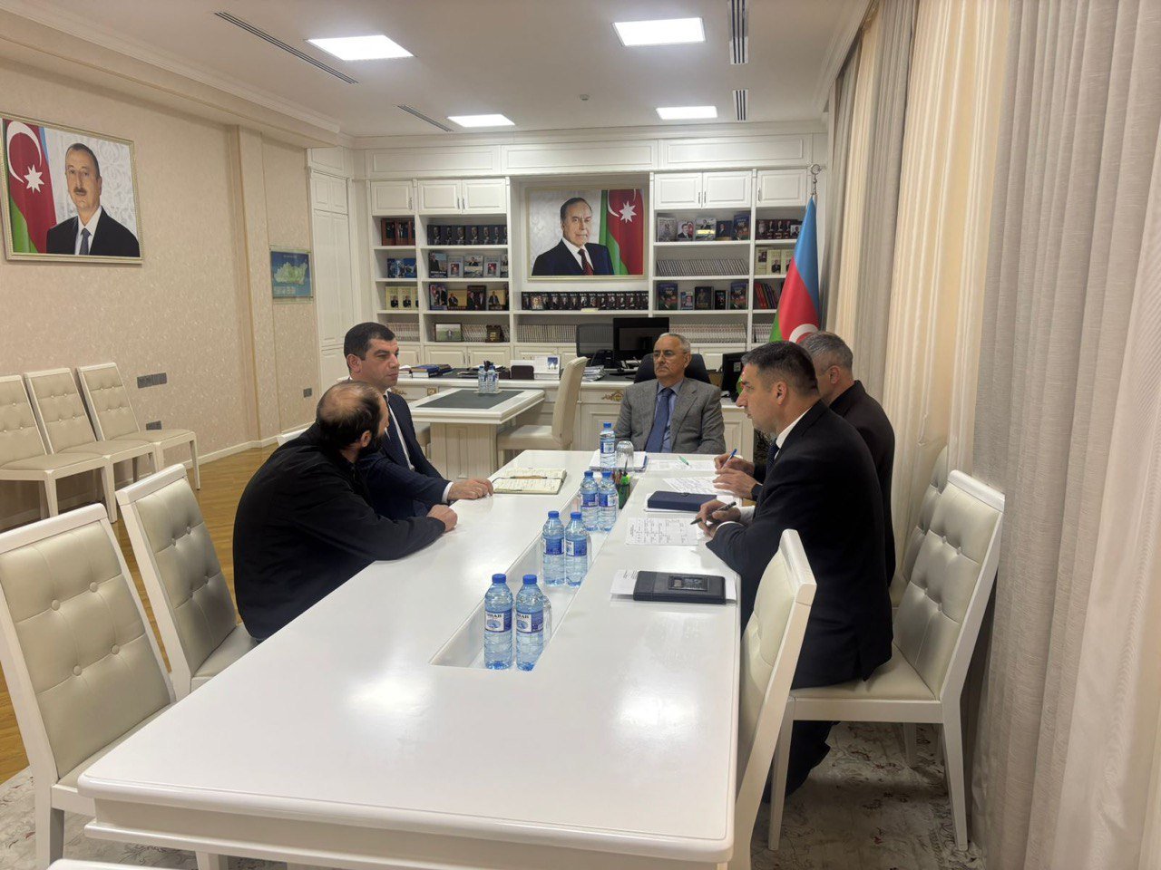Qusarın icra başçısı bir qrup şəhid ailəsini qəbul etdi - FOTO - foto 3