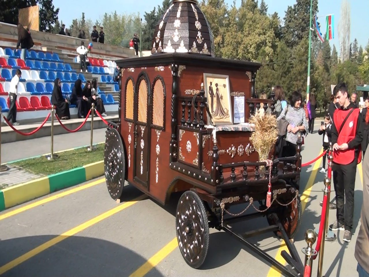 Göyçaylı usta: “Bu arabanı 8 ilə hazırlamışam” - FOTO - foto 1
