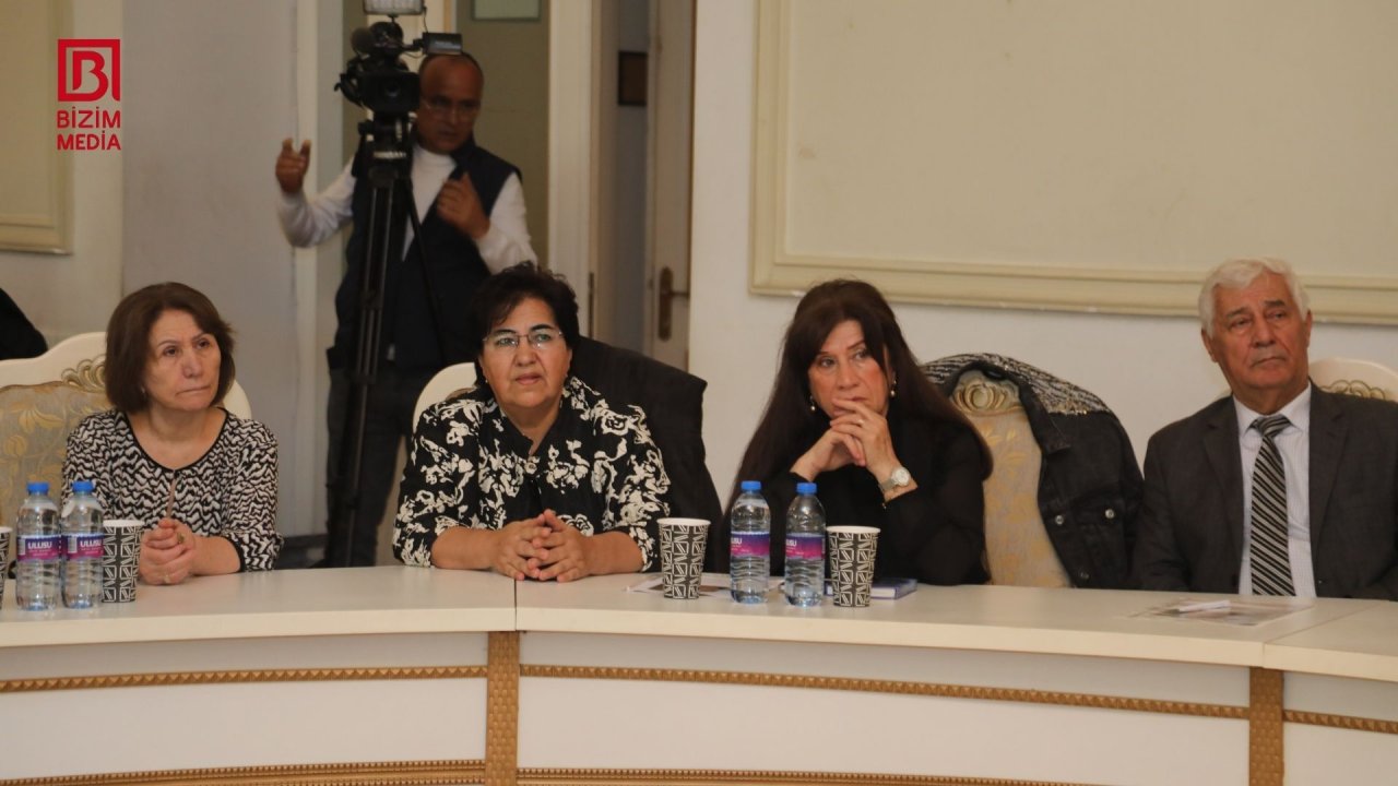 Bir əsrlik söz yolçuluğu – Səsini itirən Gəray Fəzlinin 100 illiyi qeyd olundu – FOTO - foto 3