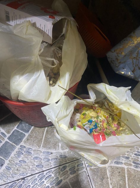 Xətai rayonunda yerləşən “Tandir House Lənkəran”da nöqsanlar aşkarlandı - FOTO - foto 3