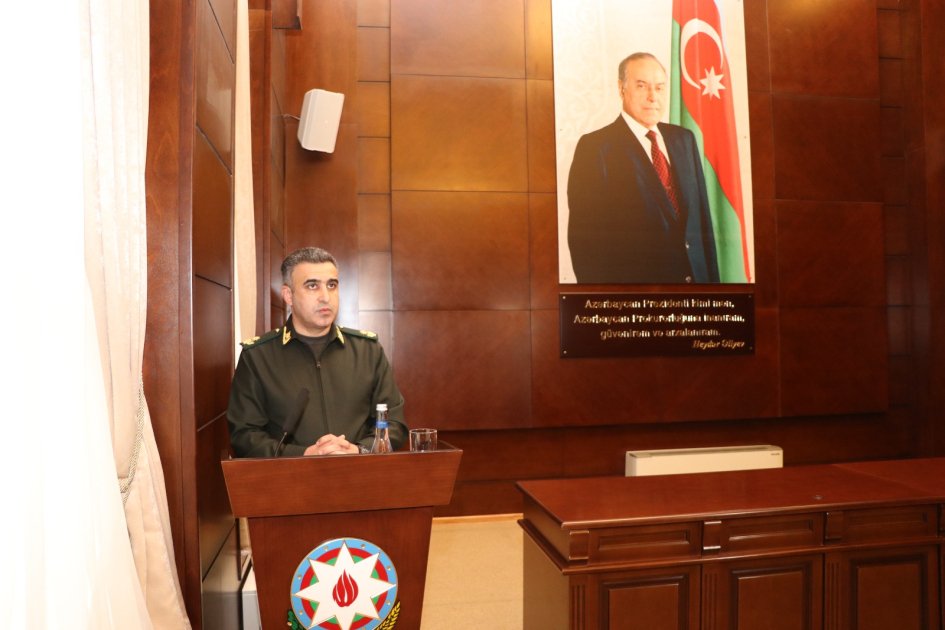 Hərbi Prokurorluqda Ümummilli Liderin anım gününə həsr olunan tədbir keçirildi - FOTO - foto 1