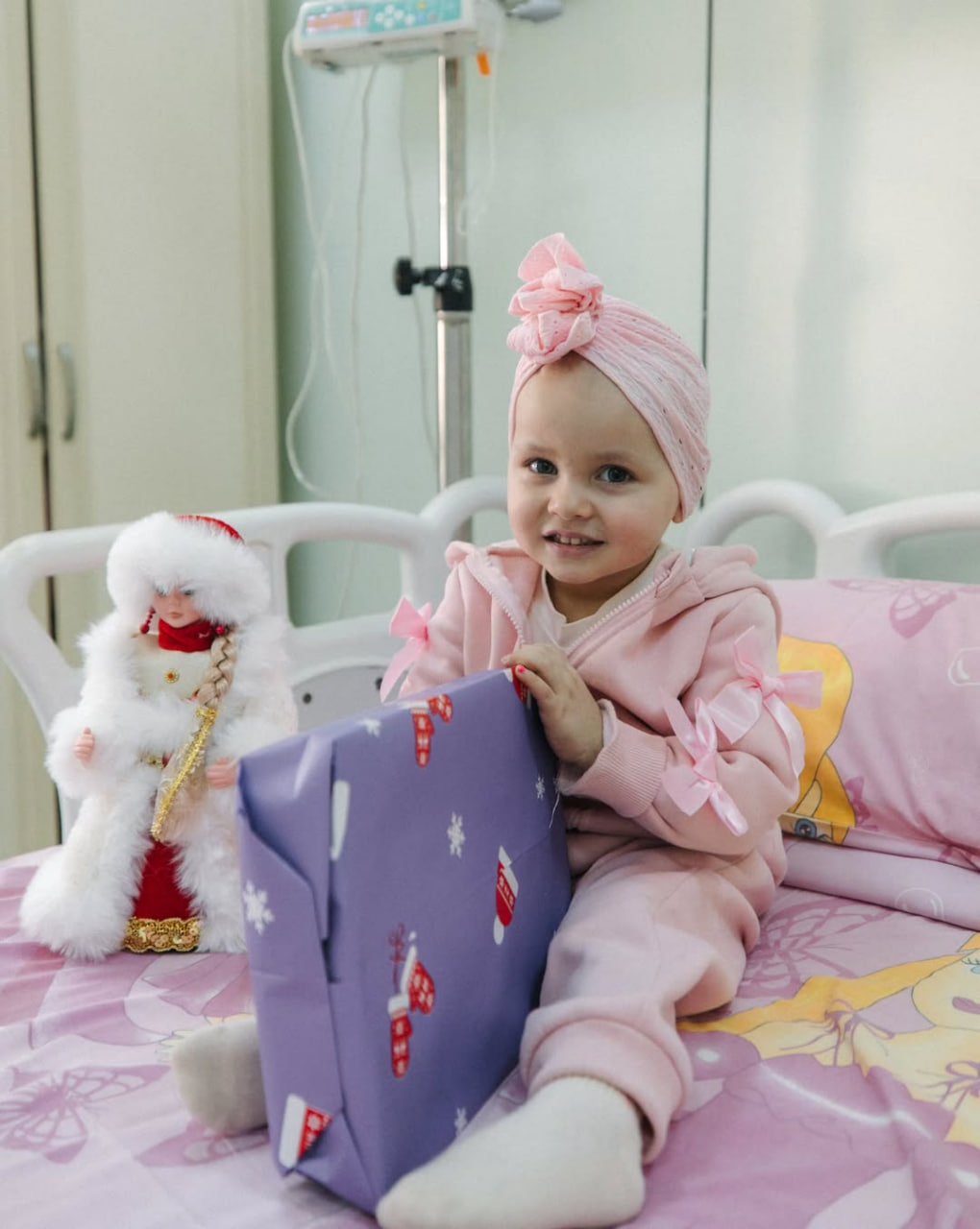 Leyla Əliyeva və Arzu Əliyeva Milli Onkologiya Mərkəzini ziyarət etdilər - FOTO - foto 11