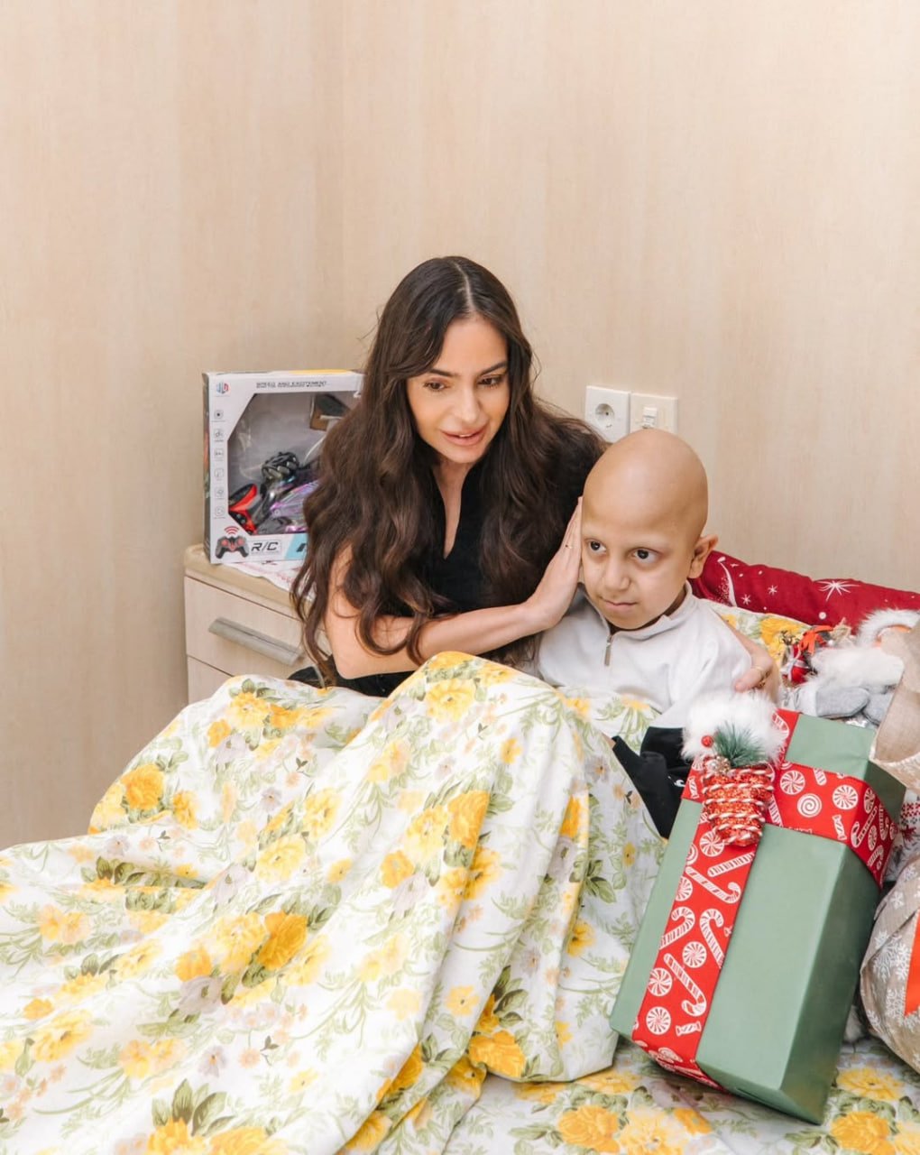 Leyla Əliyeva və Arzu Əliyeva Milli Onkologiya Mərkəzini ziyarət etdilər - FOTO - foto 5