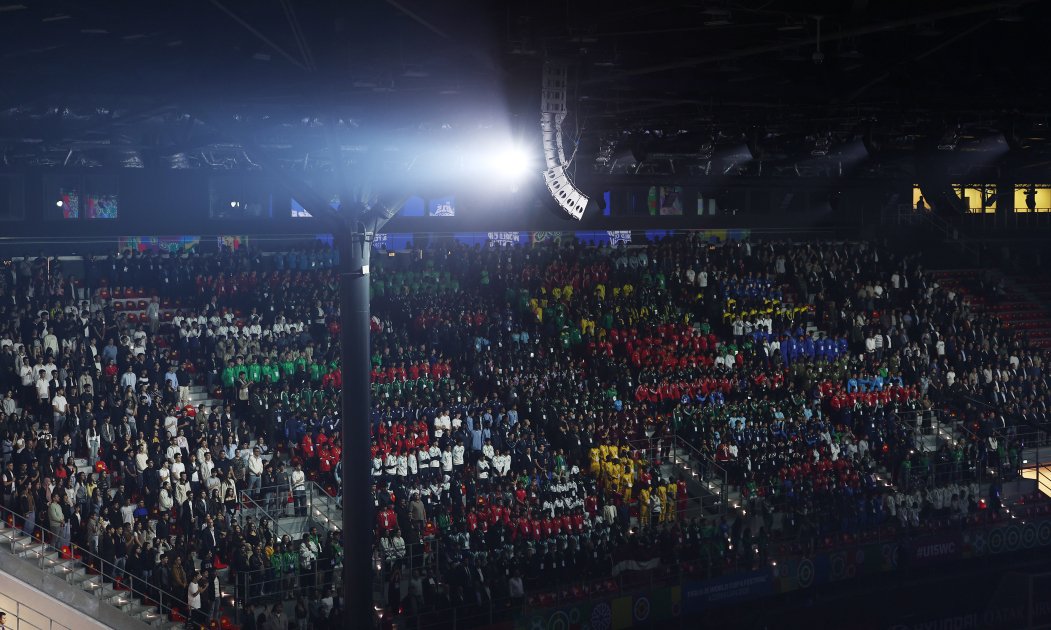 Prezident ailəsi ilə FIFA U-15 dünya çempionatının açılış mərasimini izlədi - YENİLƏNİB - FOTOLAR - foto 27