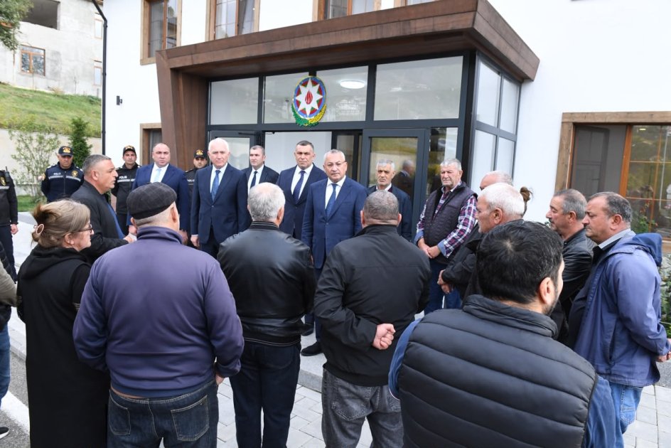 Laçında keçmiş məcburi köçkünlərin müraciətləri dinlənildi - FOTO - foto 3