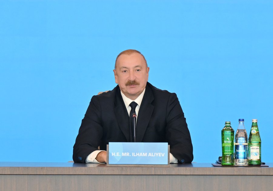 İlham Əliyev VII Ümumdünya Mədəniyyətlərarası Dialoq Forumunun açılışında çıxış edib – FOTO/VİDEO - foto 2
